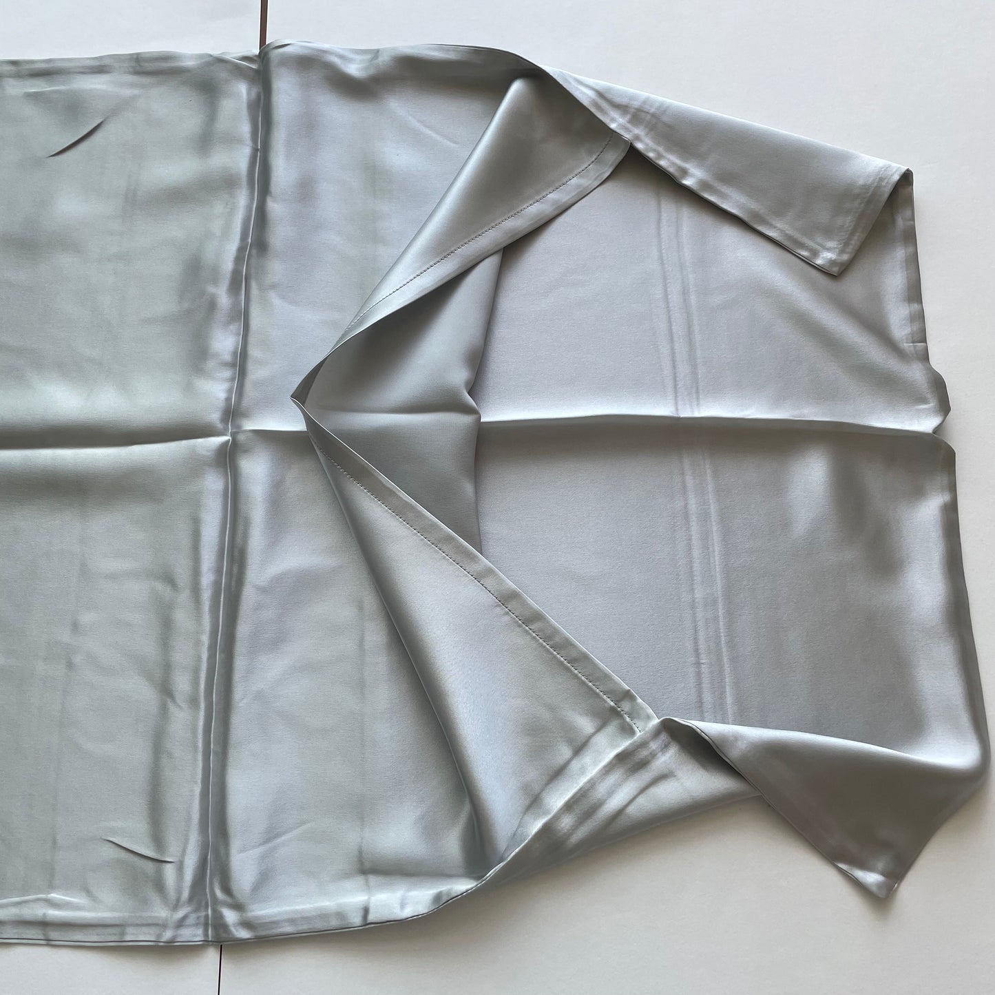 100% Pure Mulberry Silk Summer Pillowcases - 19mm Silk Pillowcases-The Silver Grey