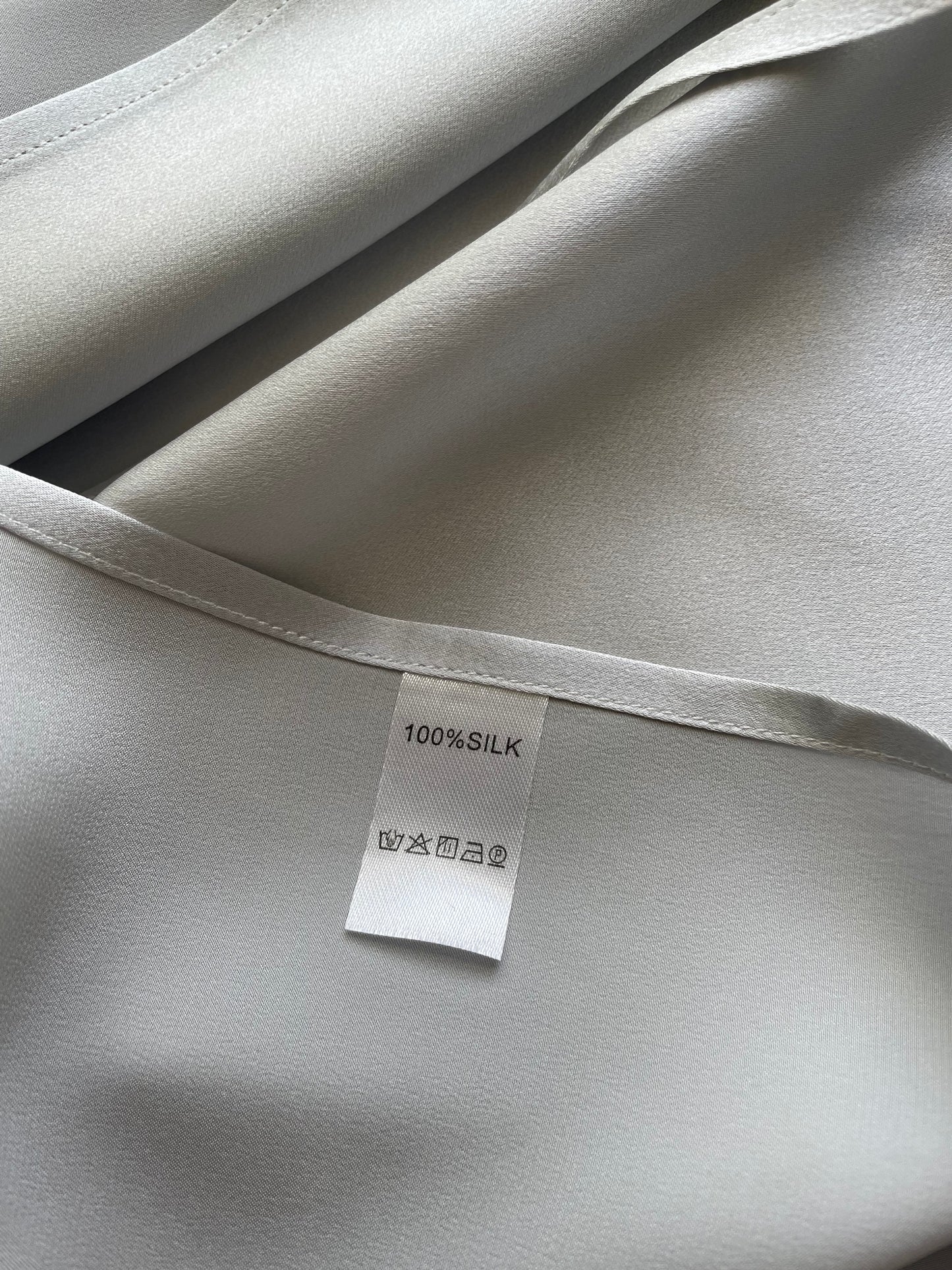 100% Mulberry Silk Travelling Essential Pillow Cover- 19mm portable Silk Pillow Cover-The Silver Grey