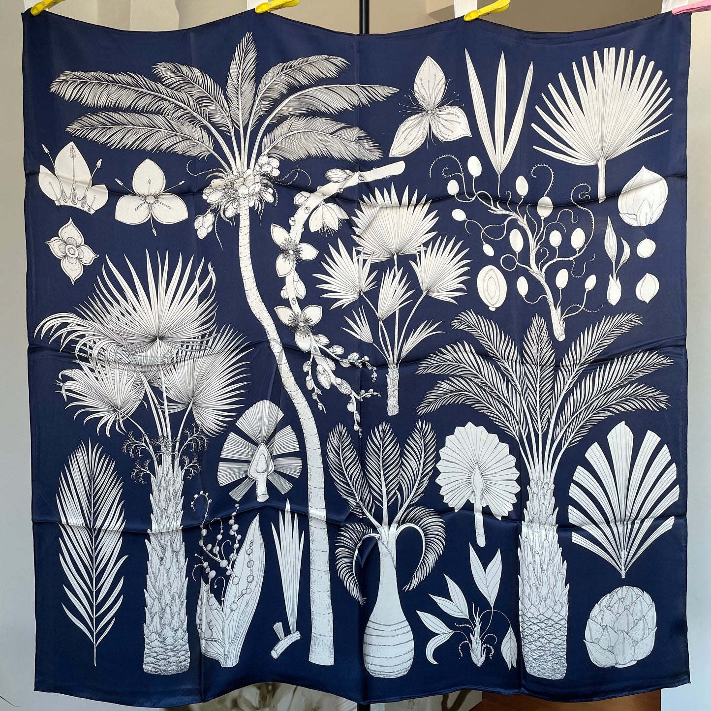 100% Pure Mulberry Silk Multicolour Handmade Large Silk Scarf 43"- The Blue Palm