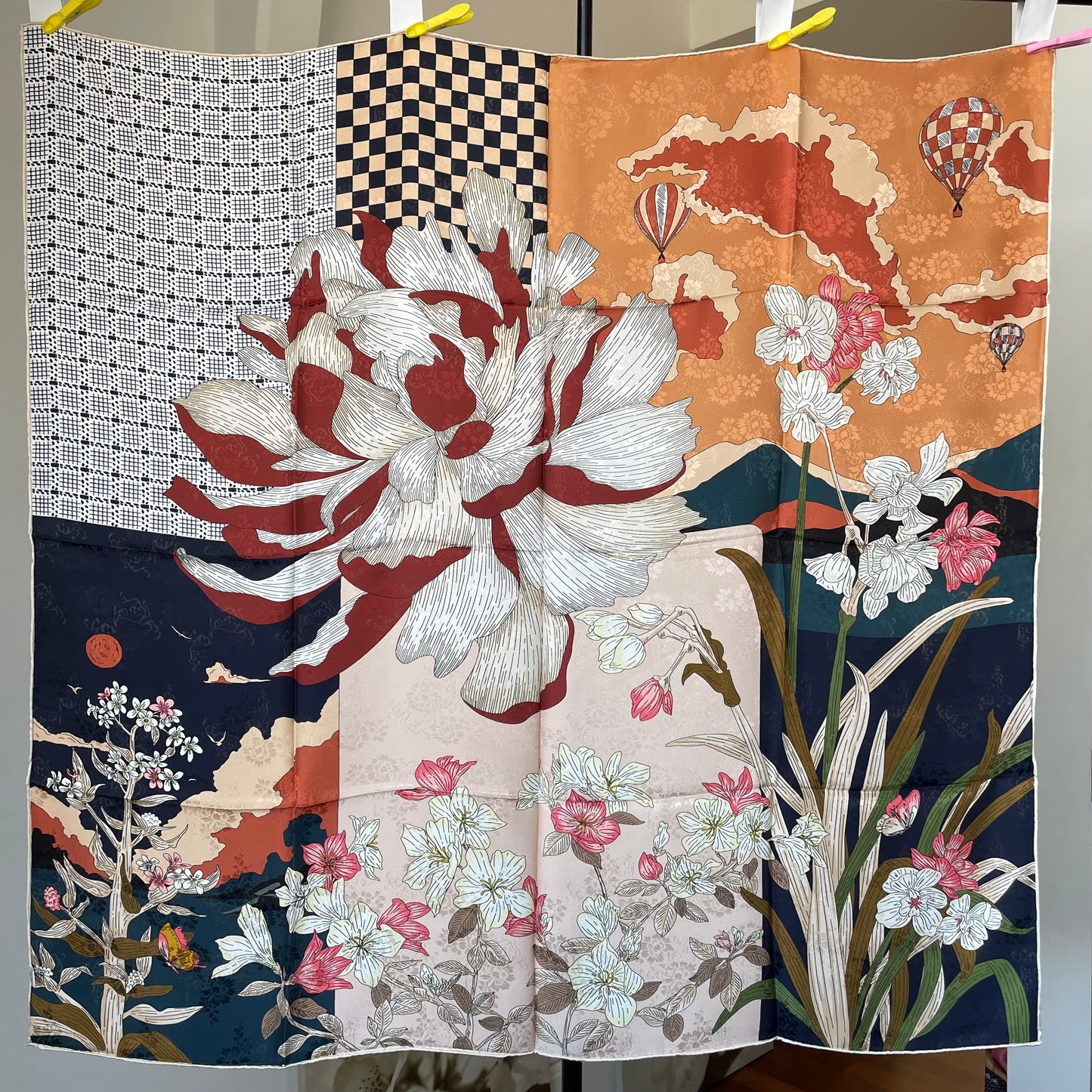 100% Pure Mulberry Silk Duo-Colour Handmade Large Silk Scarf 43"- The Peony