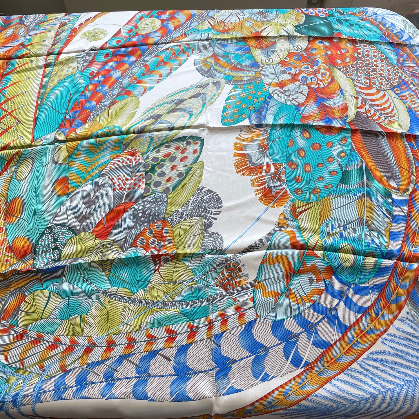 100% Pure Mulberry Silk Multicolour Handmade Large Silk Scarf 43"- The White Feathers