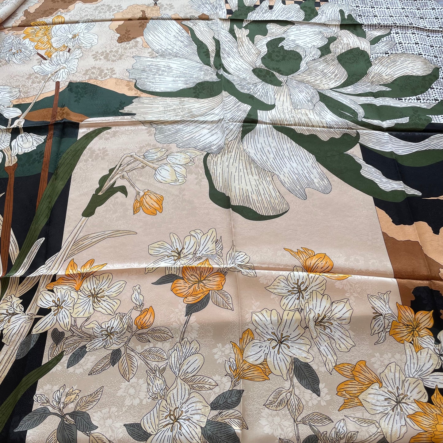 100% Pure Mulberry Silk Duo-Colour Handmade Large Silk Scarf 43"- The Peony