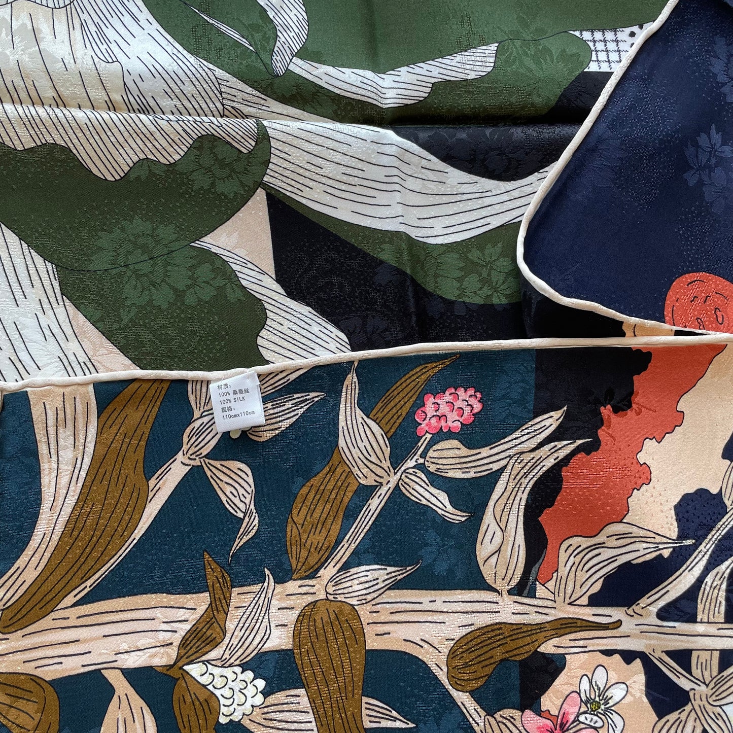 100% Pure Mulberry Silk Duo-Colour Handmade Large Silk Scarf 43"- The Peony