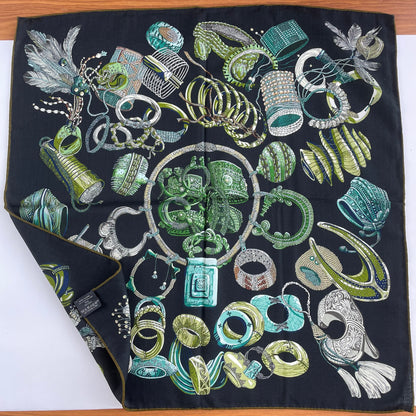 30% Silk 70% Wool Dual-Colour Multicolour Large 26” Silk Scarf