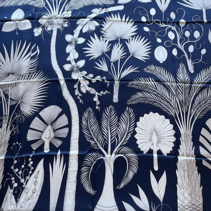 100% Pure Mulberry Silk Multicolour Handmade Large Silk Scarf 43"- The Blue Palm