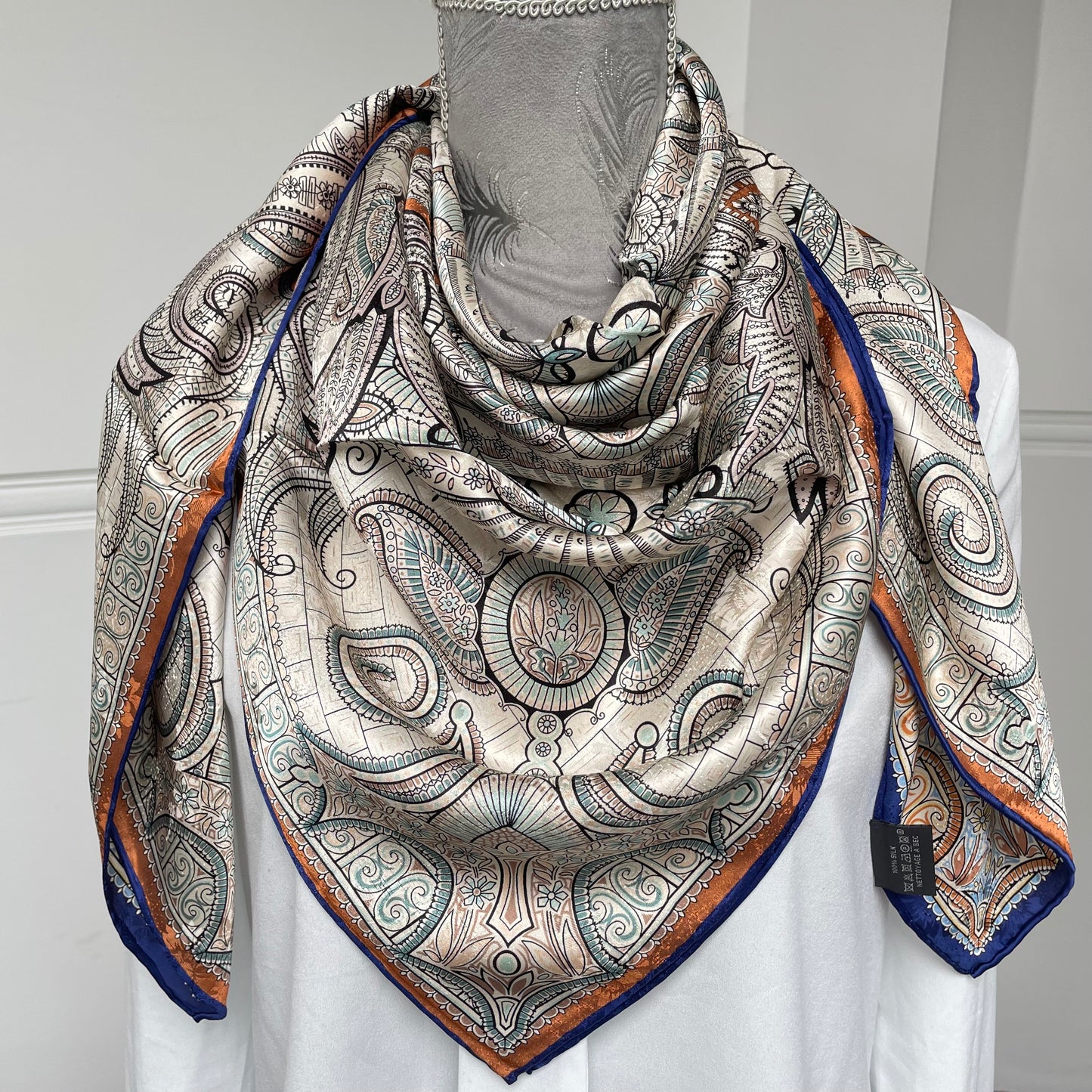 Exquisite Duo-Colour Mulberry 43” Silk Scarf: Hand-Rolled Edge, 6A Grade - The Paisleys