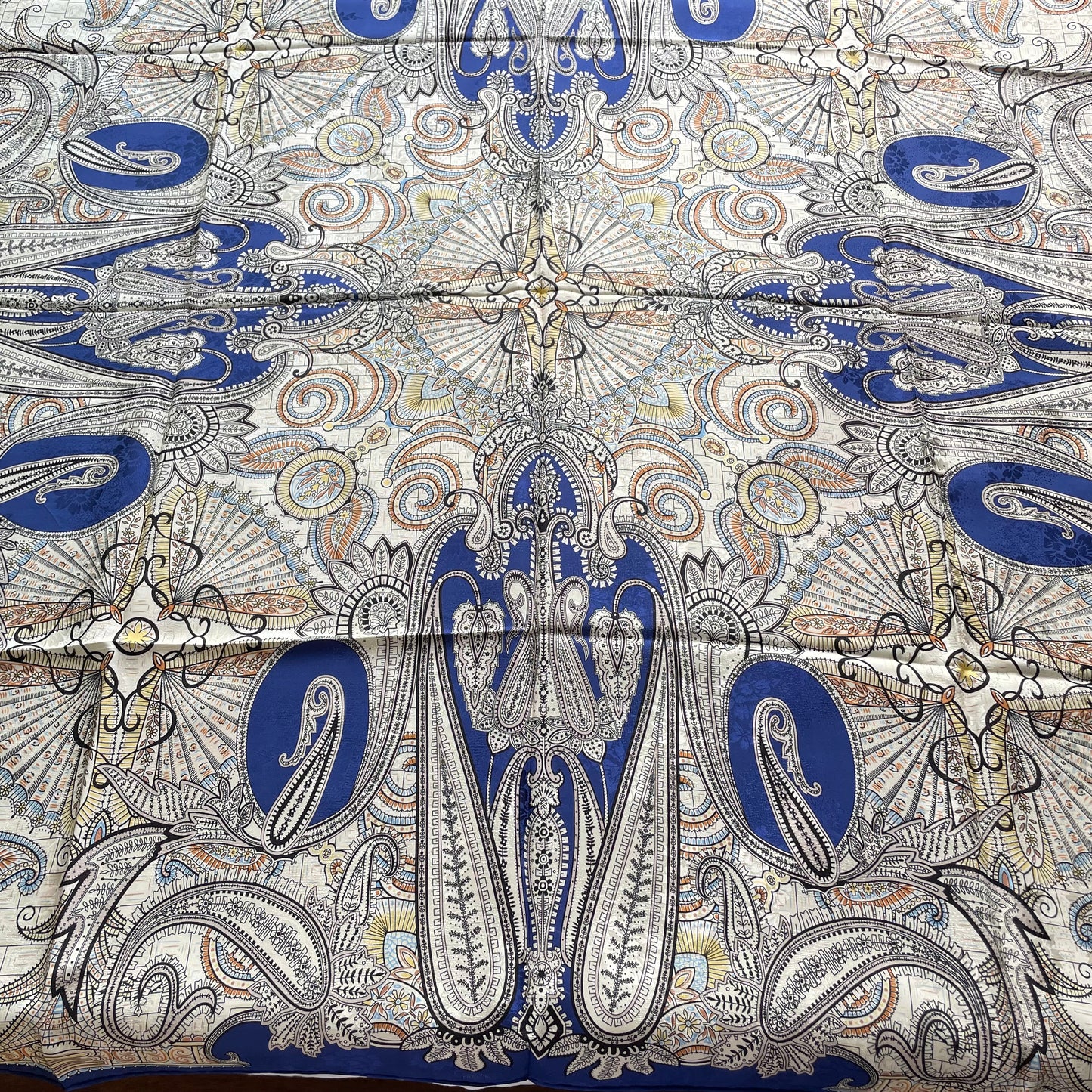 Exquisite Duo-Colour Mulberry 43” Silk Scarf: Hand-Rolled Edge, 6A Grade - The Paisleys