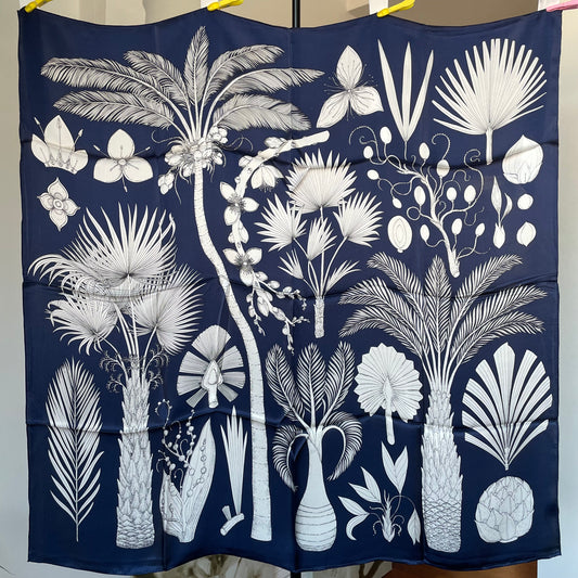 100% Pure Mulberry Silk Multicolour Handmade Large Silk Scarf 43"- The Blue Palm