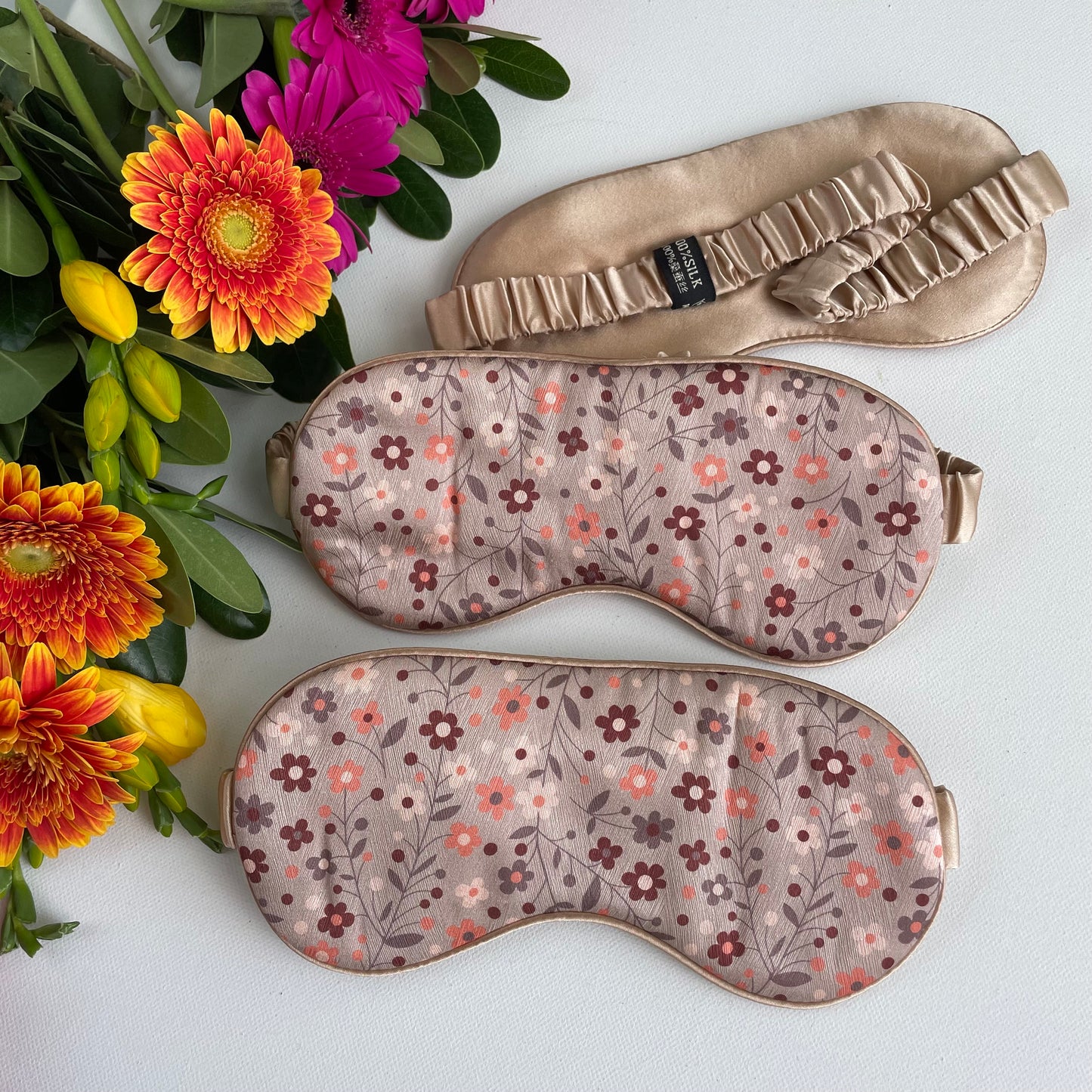 100% Mulberry Silk Eye Mask – Ultra-Soft, Breathable, and Elegant