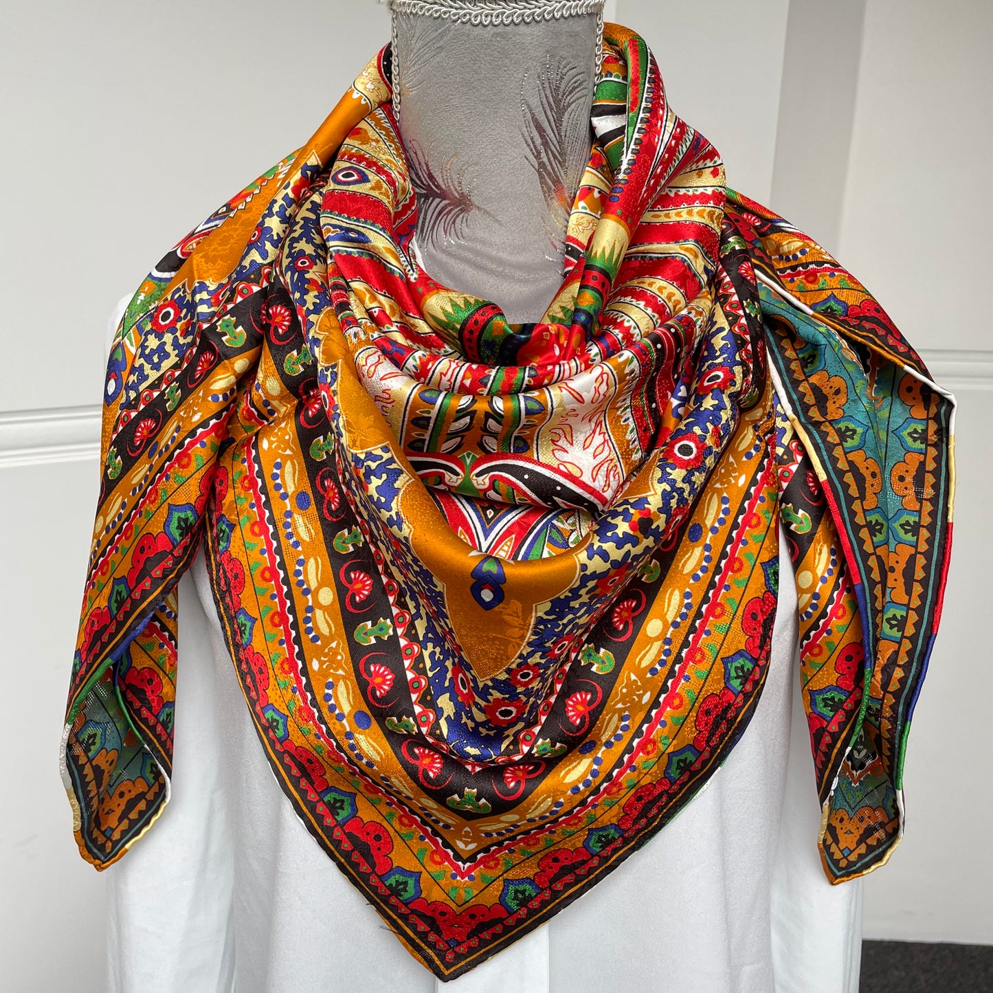 Exquisite Duo-Colour Mulberry 43” Silk Scarf: Hand-Rolled Edge, 6A Grade - The Feathers