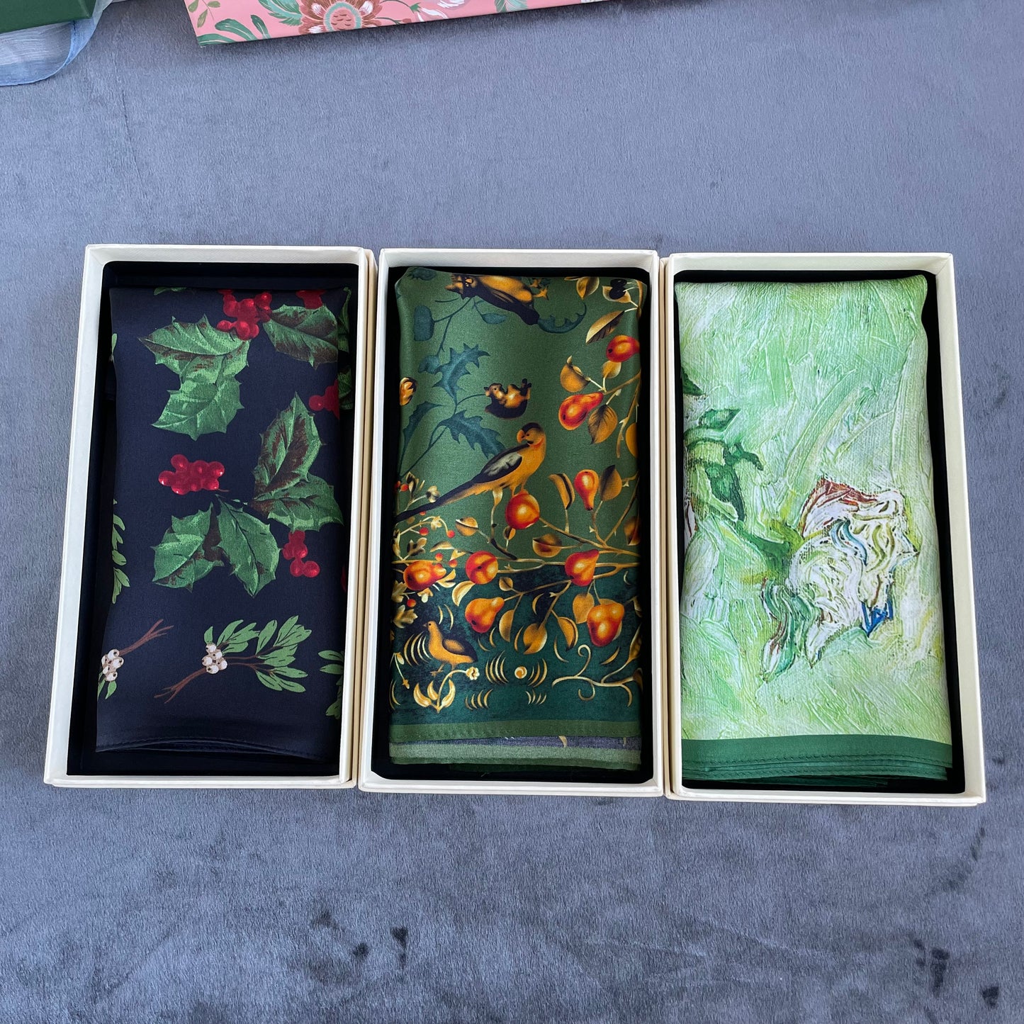 Elegant and exquisite Christmas/Gifting Gift box