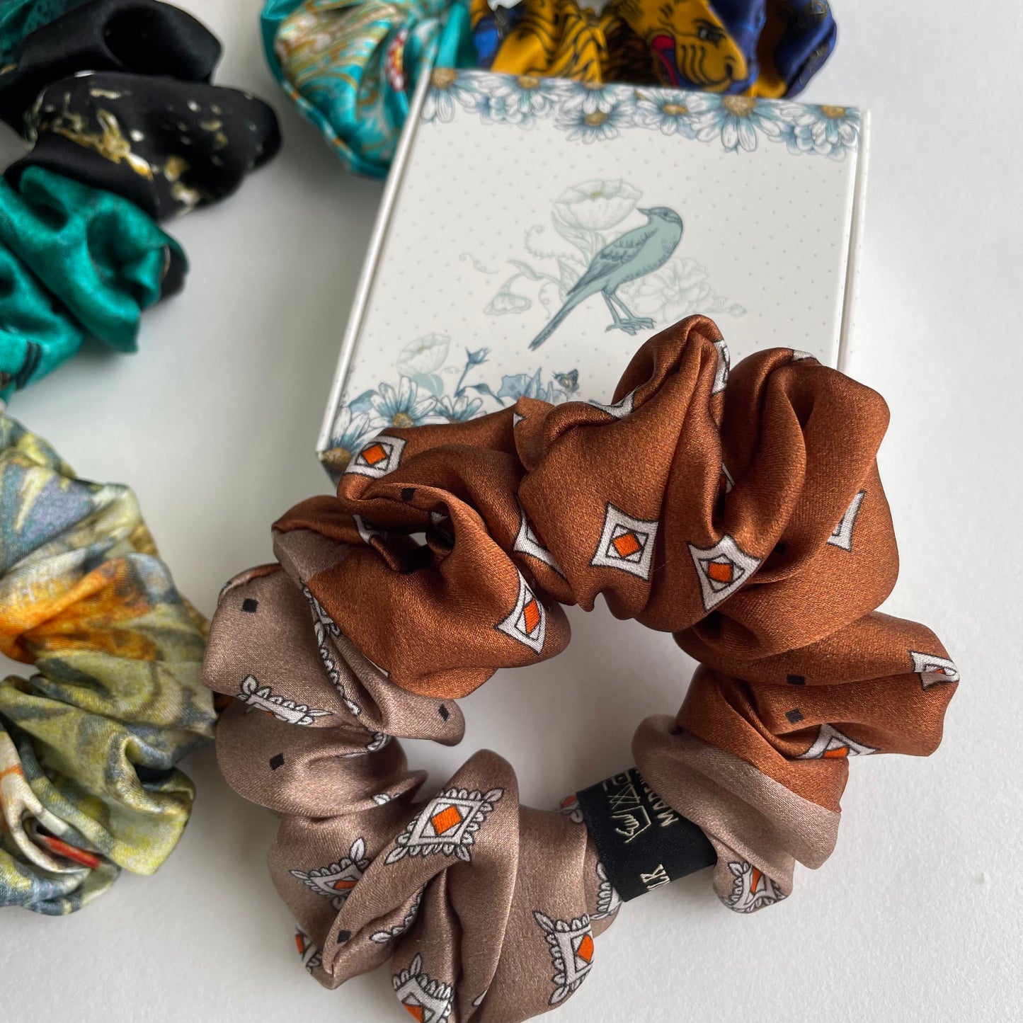 100% Pure Mulberry Silk Small Elastic Hair Scrunchie - Pure Silk Hair Scrunchie/hair Accessory-The Unique One