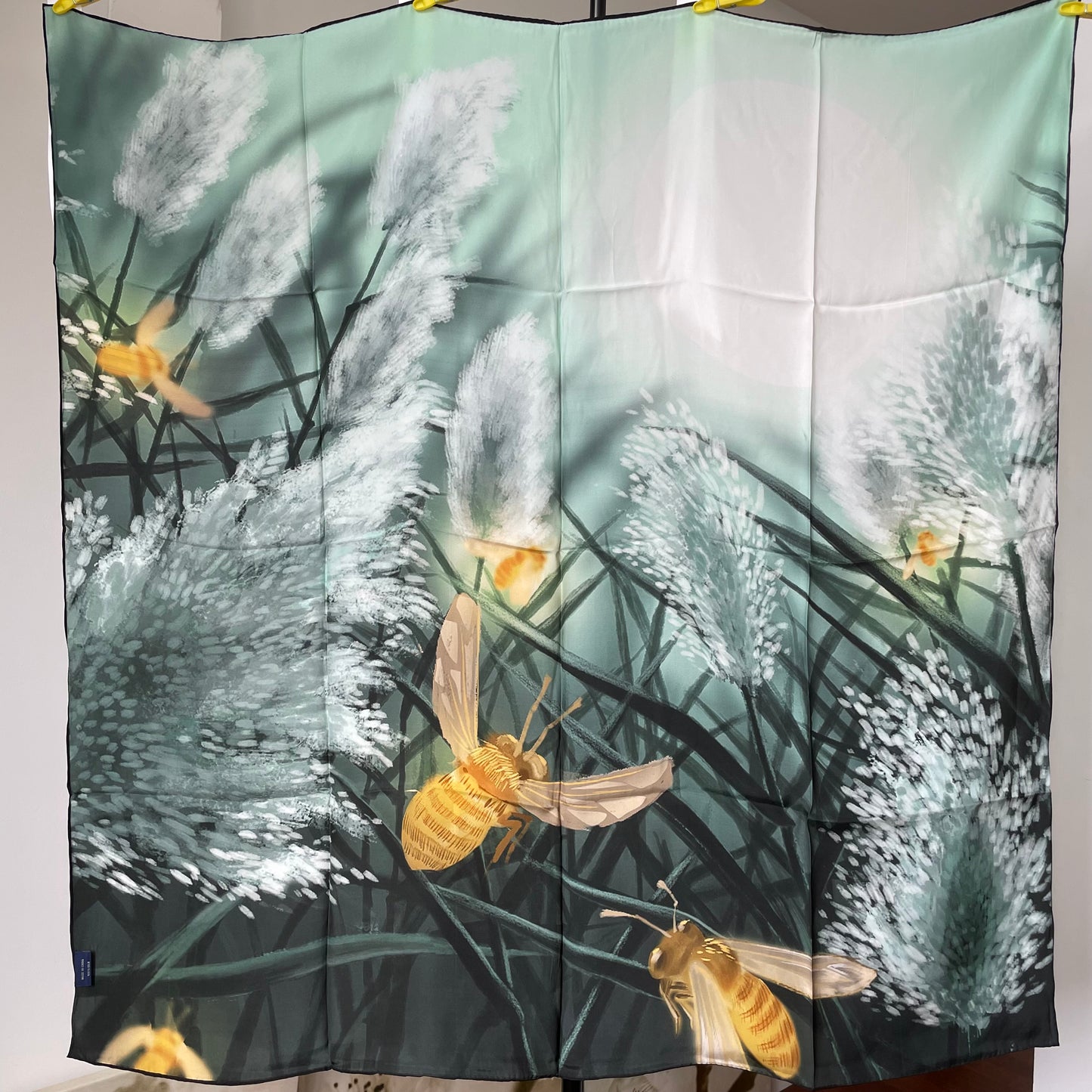 Exquisite Duo-Colour Mulberry 43” Silk Scarf: Hand-Rolled Edge, 6A Grade - The Garden