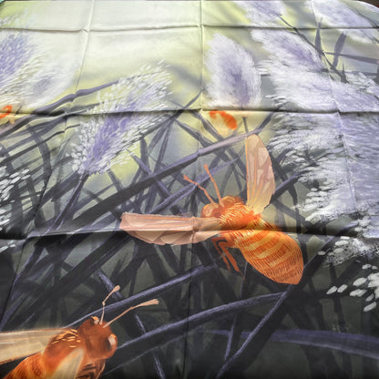 Exquisite Duo-Colour Mulberry 43” Silk Scarf: Hand-Rolled Edge, 6A Grade - The Garden