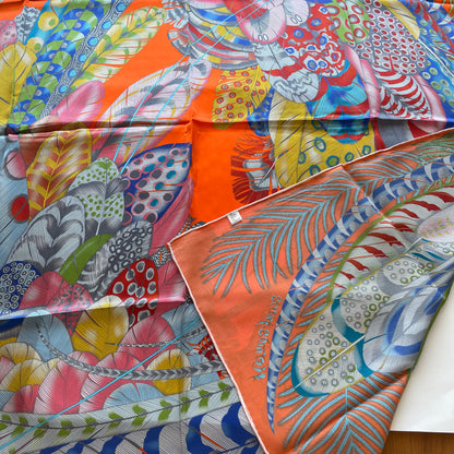 100% Pure Mulberry Silk Multicolour Handmade Extra Large 43"Silk Scarf - The Feathers