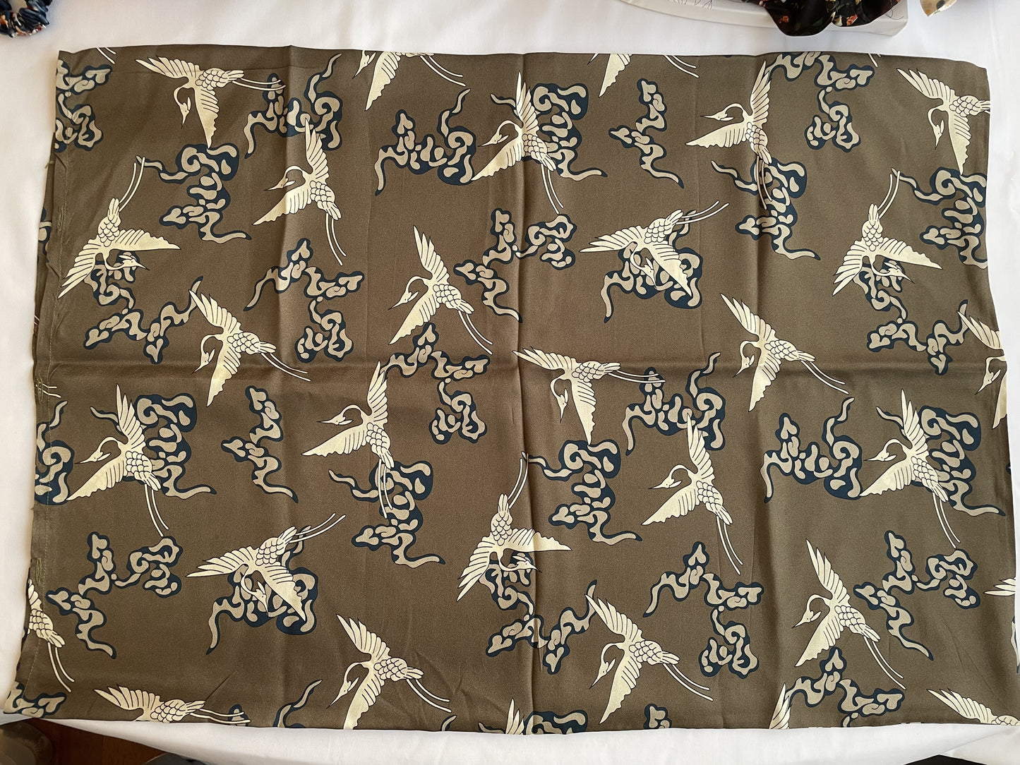 100% Pure Mulberry Silk Pillowcases - 19mm Silk Pillowcases-The Flying  Birds